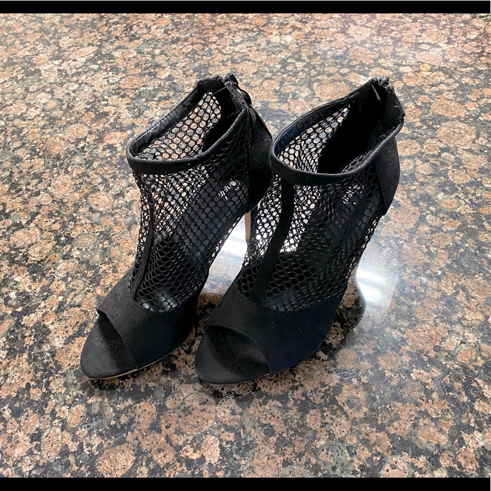 Fishnet Heels size 8